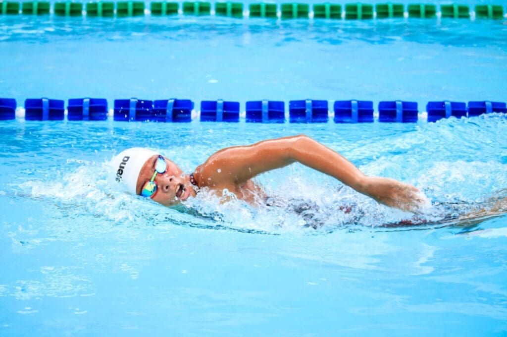 "Top 3 ways swimming helps you lose weight | Personal Training "