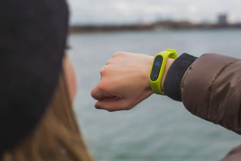"Ultimate Comparison of Top Activity Tracking Apps and Devices for Peak Fitness | Personal Training "